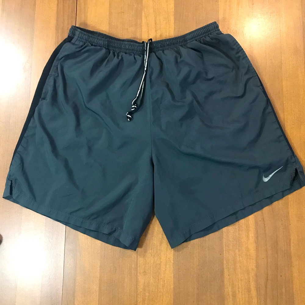 Nike Dri-Fit lined running shorts
